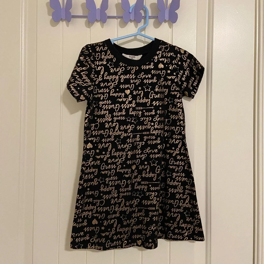 NWOT | GUESS kids girl’s gold writing tshirt‎ dress — size 4